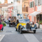 Parade dans la Presqu’île des voitures du Concours d’élégance en Automobile 2015 à Saint-Jean-Cap-Légendes édition 2015