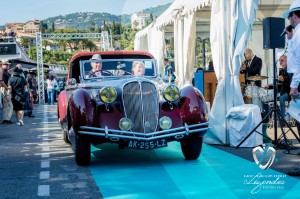 Défilé de la Delahaye 135M de Figoni & Falaschi à Saint-Jean-Cap-Légendes édition 2015 - Concours et Exposition de voitures de collection