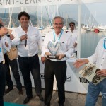 Remise des prix du premier Concours Youngtimers avec le président de la F.F.V.E. Valy Giron pour la catégorie Routières et Sportives