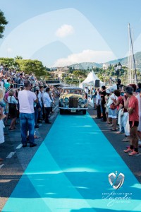 L'arrivée de la Rolls Royce Silver Wraith de 1957 à Saint-Jean-Cap-Légendes édition 2015 - Concours et Exposition de voitures de collection