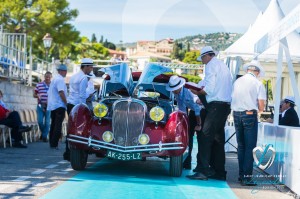 Delahaye 135M Figoni et Falaschi de 1946 en pleine inspection par le jury du Concours d’état à Saint-Jean-Cap-Légendes édition 2015