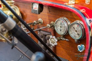 Coup d'oeil sur les jauges de la Stanley Model R à vapeur de 1910 à Saint-Jean-Cap-Légendes édition 2015 - Concours d’état