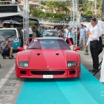 Défilé de la Ferrari F40 de 1988 à Saint-Jean-Cap-Légendes édition 2015 - Concours Youngtimers