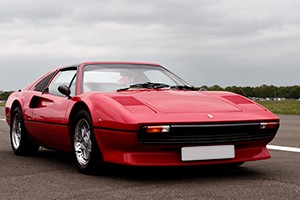 Ferrari 308 GTS au concours Youngtimers