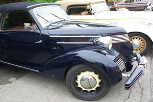 Lancia Aprilia cabriolet Balbo au concours d'élégance