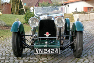 Aston Martin international le Mans au concours d'état